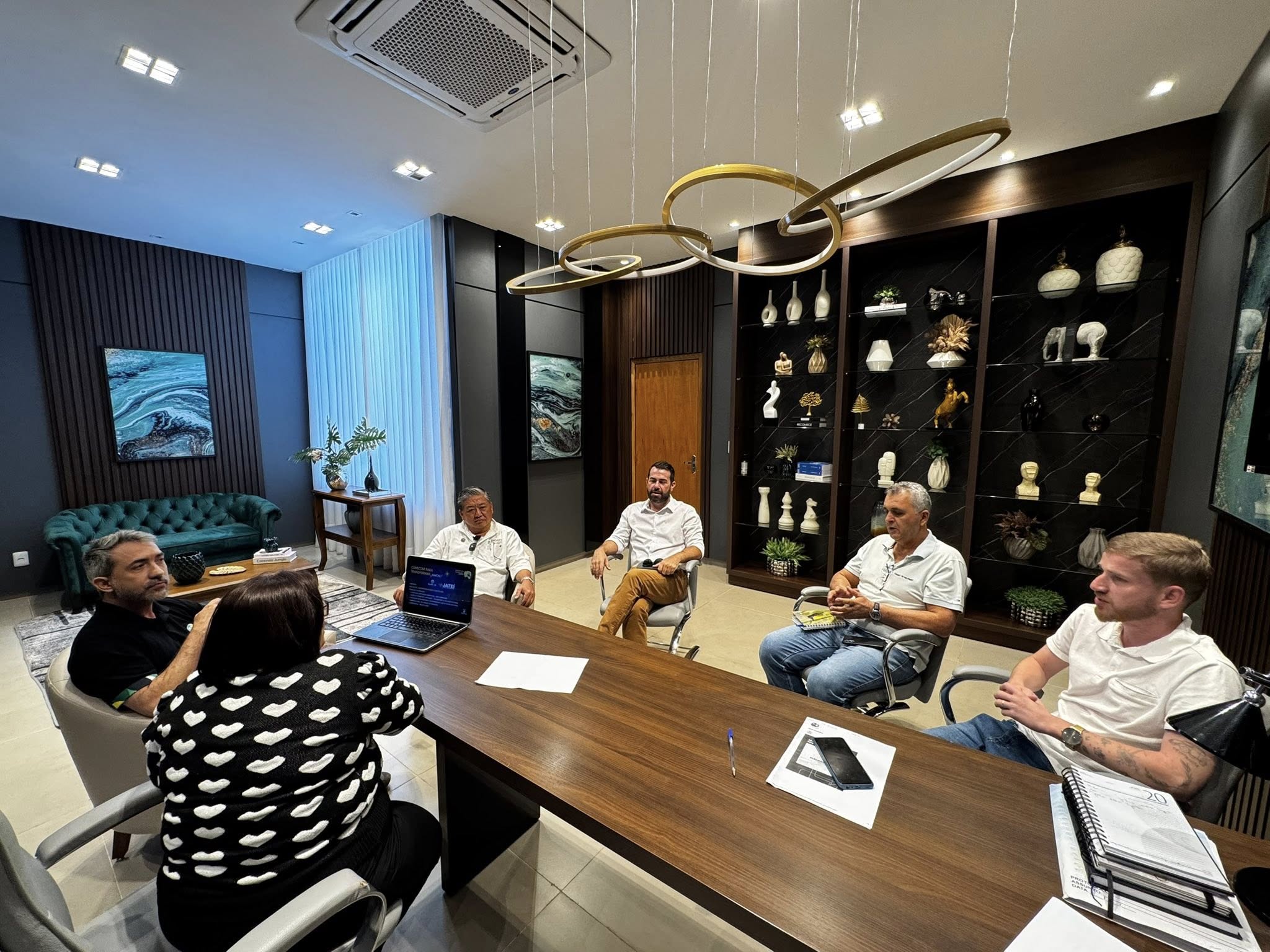 Reunião super importante na Prefeitura com a equipe da IGR Celeiros do MS.