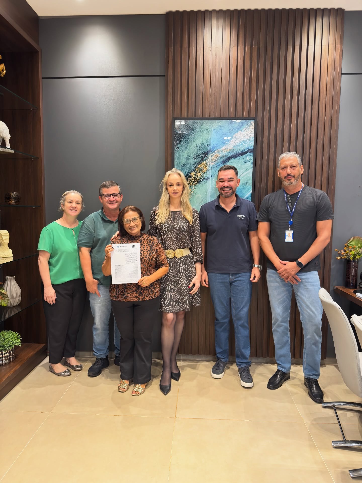 A Prefeitura de Jate&iacute; e o Minist&eacute;rio P&uacute;blico de Mato Grosso do Sul firmaram um importante Termo de Coopera&ccedil;&atilde;o T&eacute;cnica para fortalecer a rede de prote&ccedil;&atilde;o em nosso munic&iacute;pio! 